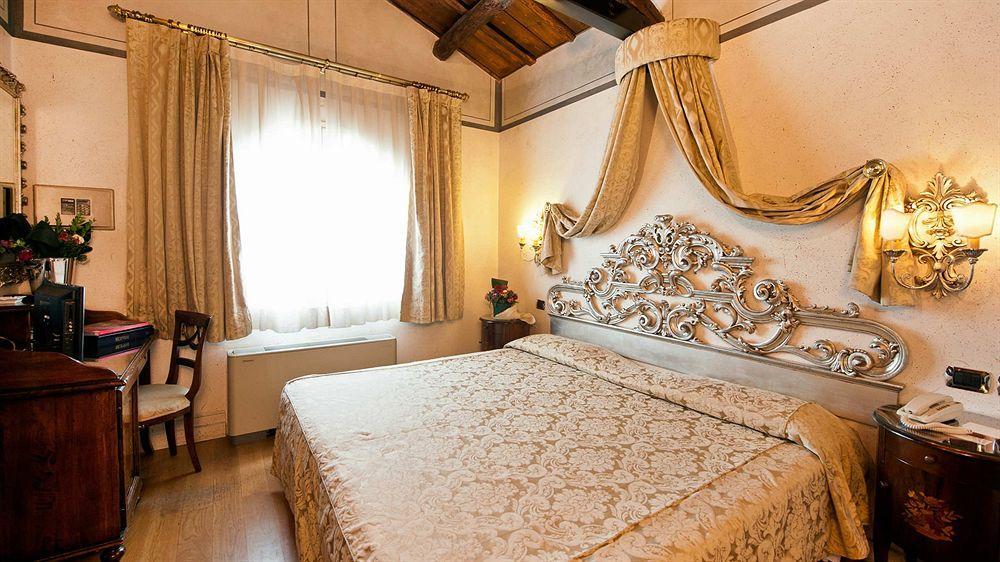 Hotel Aventino Рим Екстериор снимка